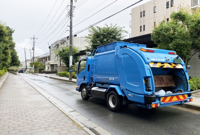 ゴミとして廃棄する